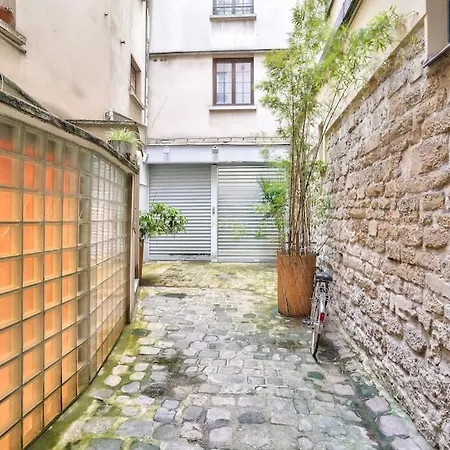 Superb 2 Bedroom Flat In Le Marais Neighborhood * Parigi